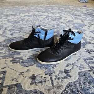 Steve Madden Black and Blue Sneakers